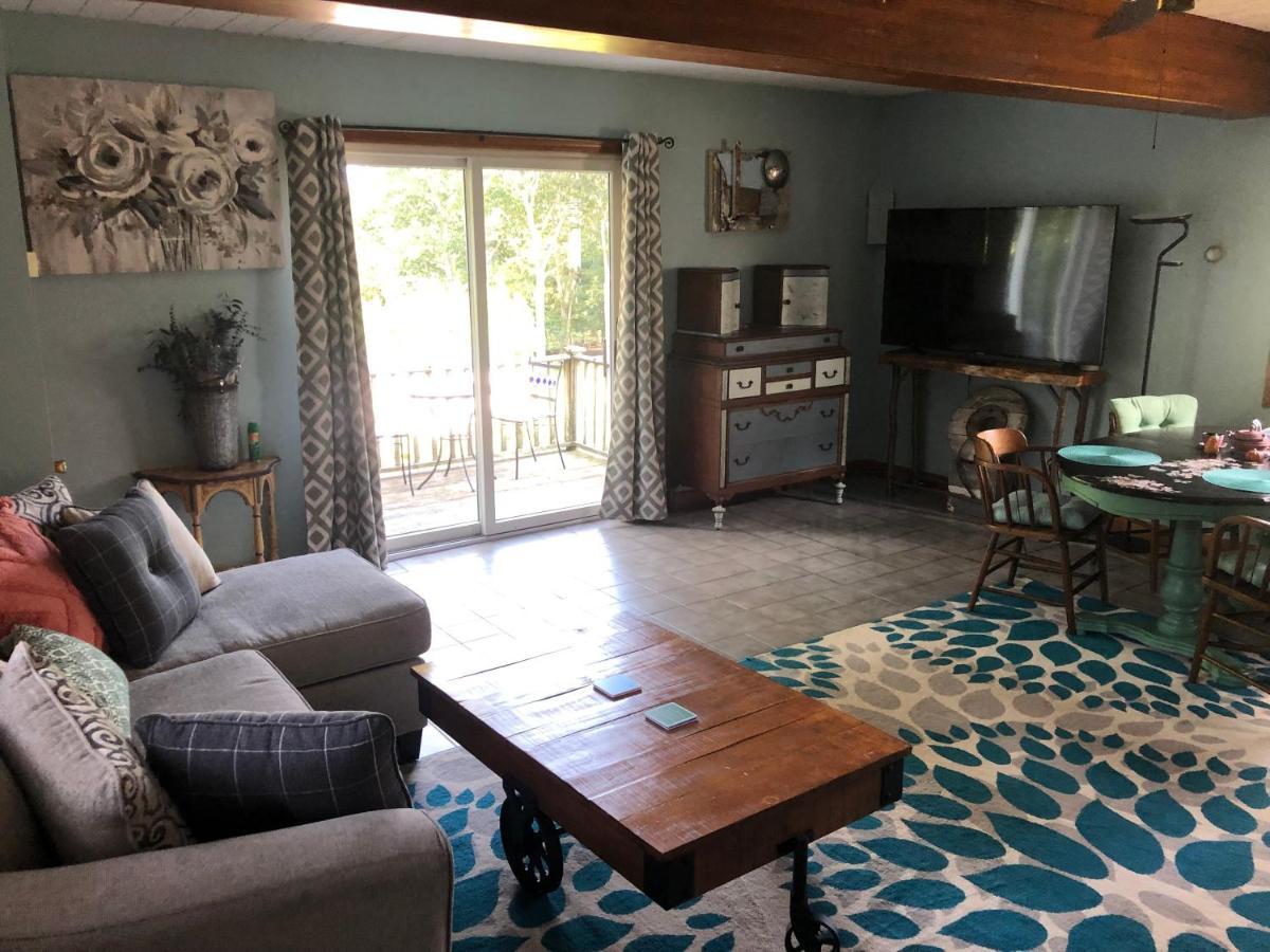 1 Bed Cottage, Partial Waterviews & Water Access Westport Exteriér fotografie